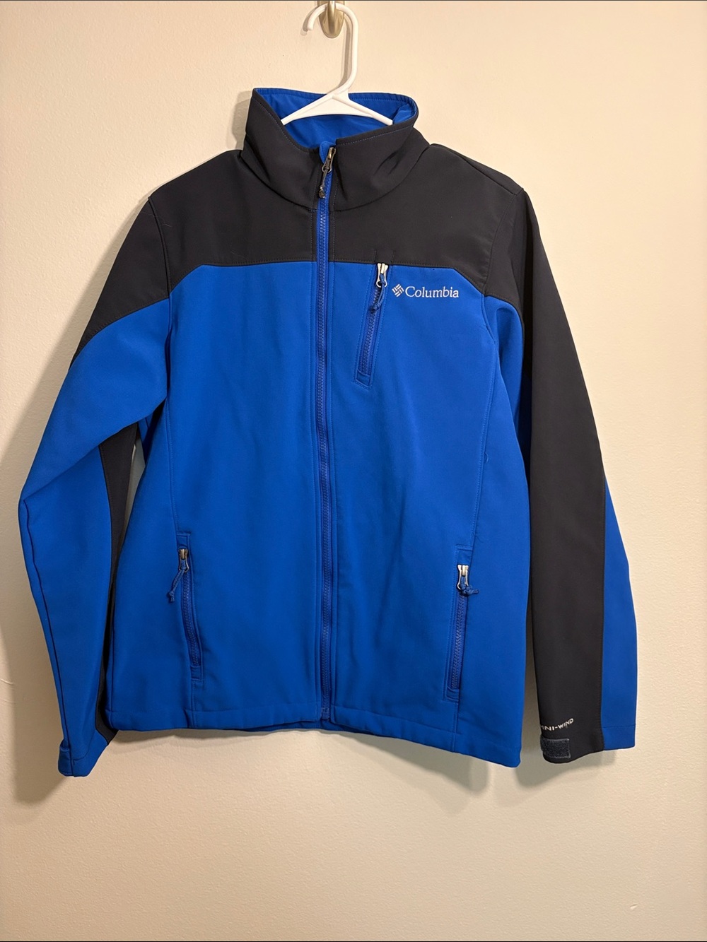 Columbia Royal Blue and Black Softshell Omni wind men’s Jacket